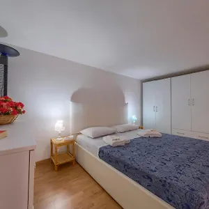 https://la-casa-di-dante-alighieri.it-tuscanyhotel.com