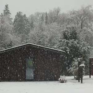 https://lodges-and-cabins.hotel-killarney.com